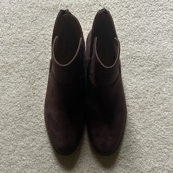 BRAND NEW!! SONOMA Ankle Riding Boot in Chocolate Brown!! - Picture 10 of 10